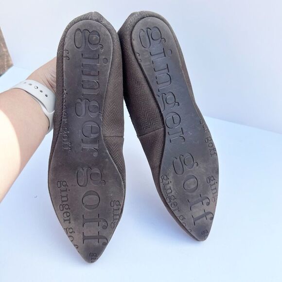 GINGER GOFF Size 8 Pointed Toe Flats Knot Front Brown Chevron Suede - Picture 5 of 7